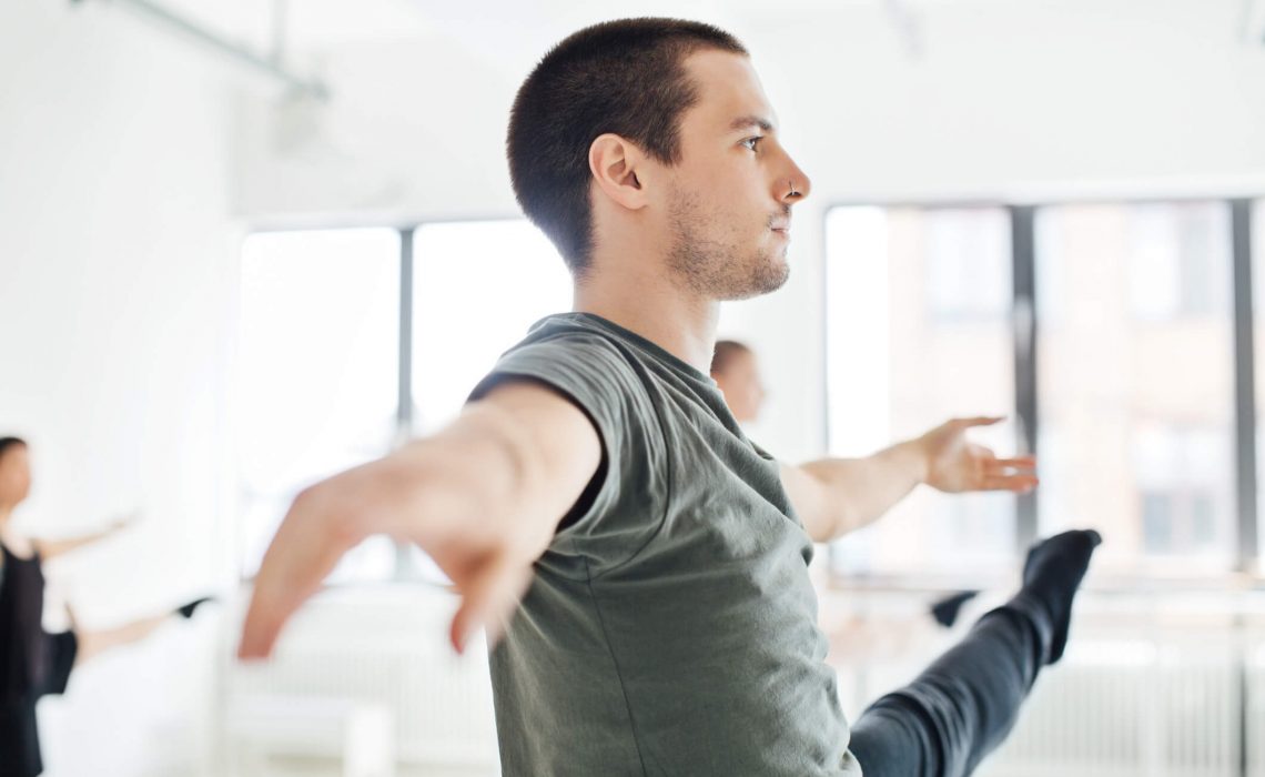 Ballet para homens: conheça a trajetória de um bailarino de sucesso